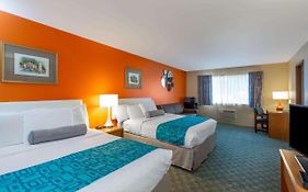 Howard Johnson Express Inn - Leavenworth